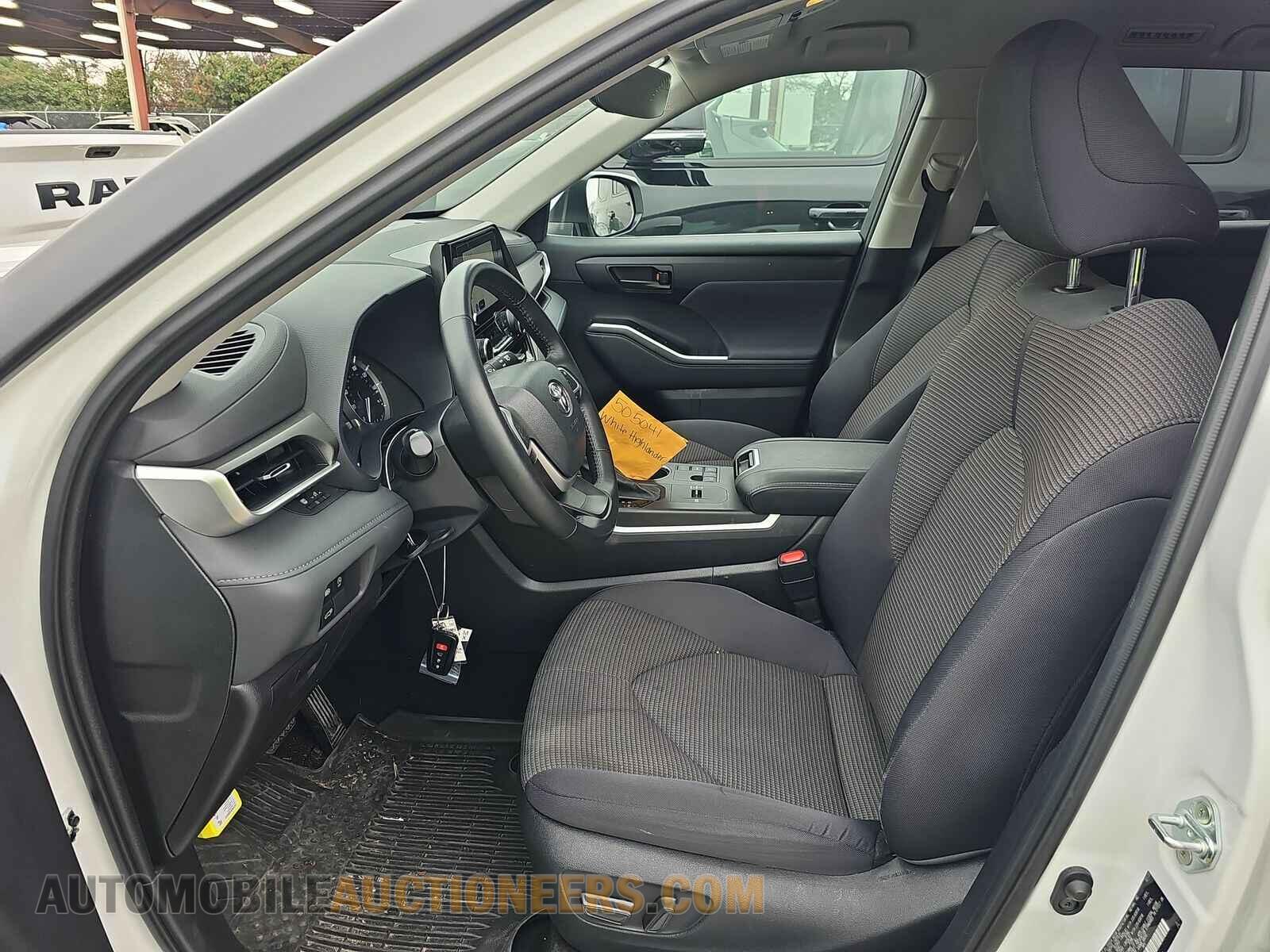 5TDKDRAHXPS505041 Toyota Highlander 2023