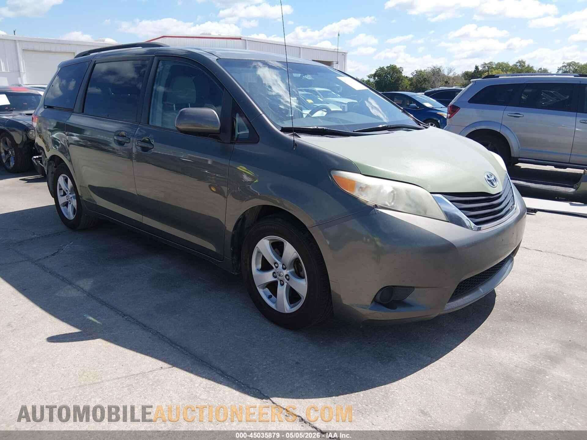 5TDKK3DC4CS251663 TOYOTA SIENNA 2012