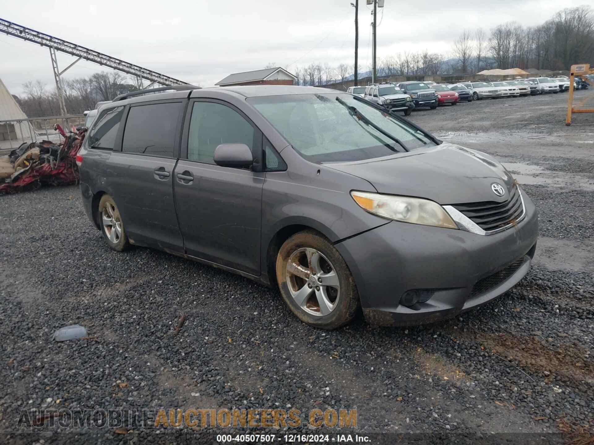 5TDKK3DC9CS209165 TOYOTA SIENNA 2012
