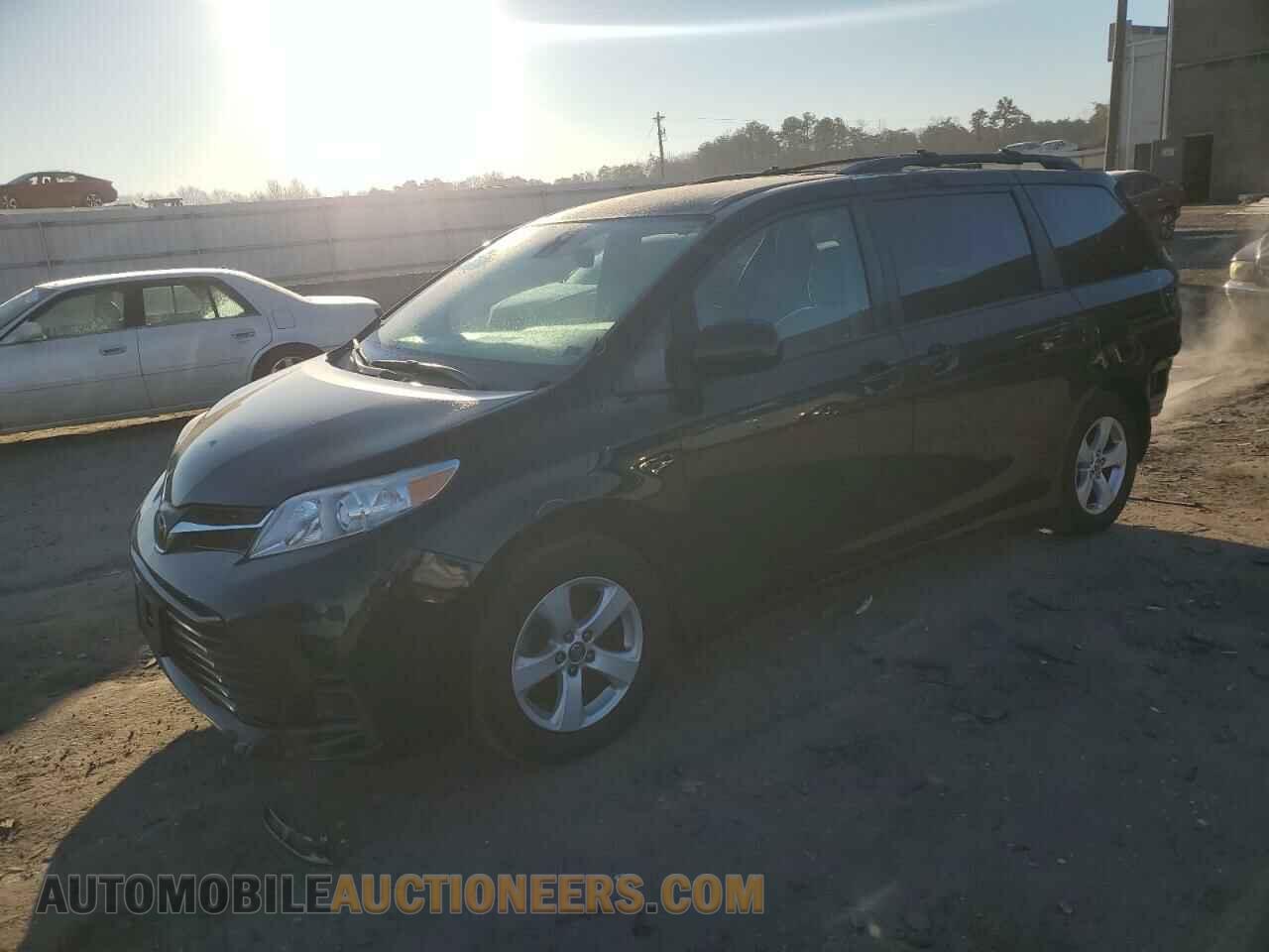 5TDKZ3DC0JS943721 TOYOTA All Models 2018