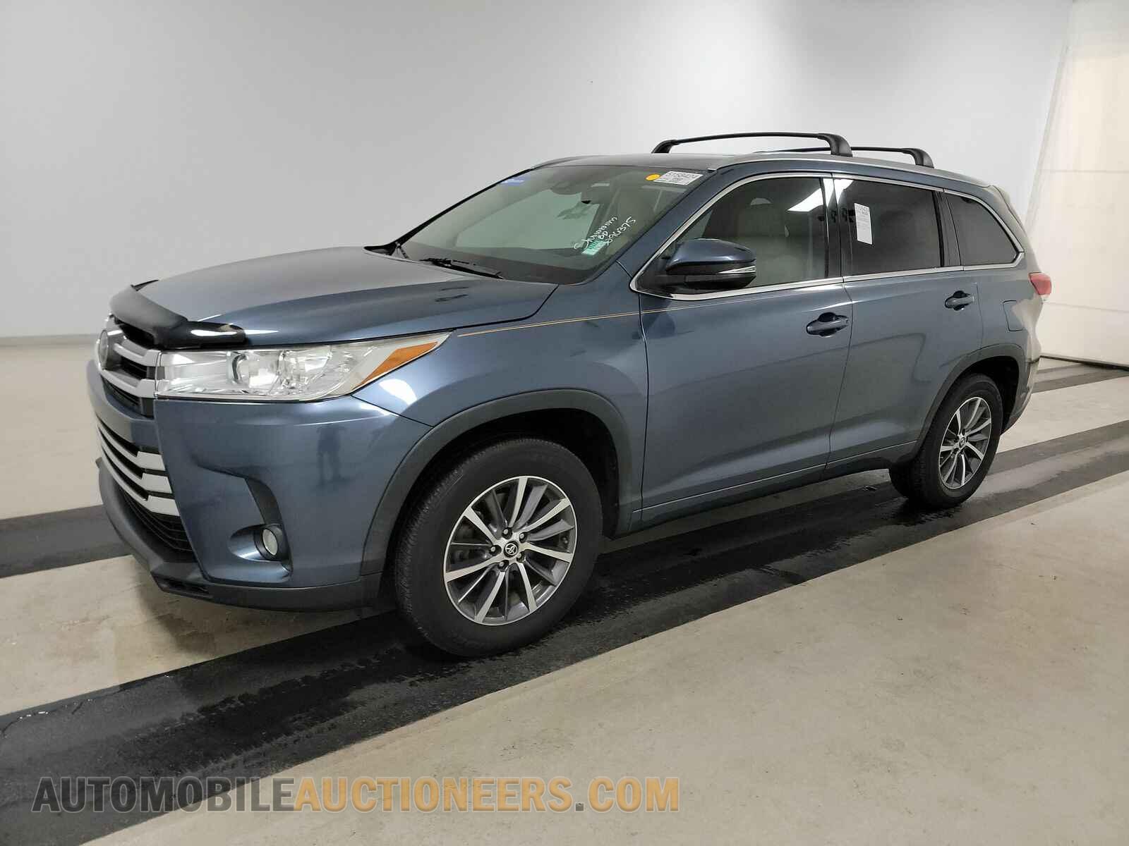 5TDKZRFH0JS288178 Toyota Highlander 2018