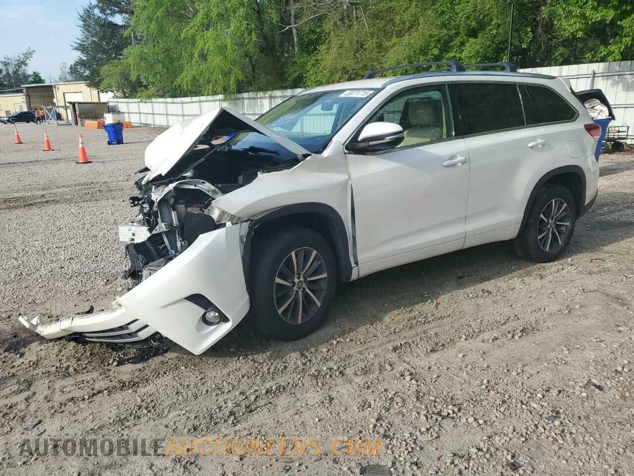 5TDKZRFH2JS278655 TOYOTA HIGHLANDER 2018