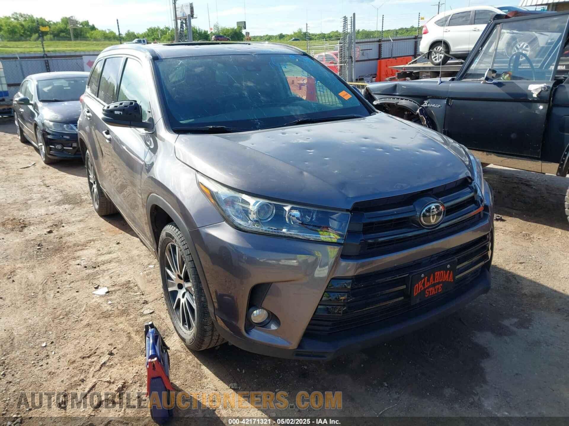 5TDKZRFH4JS548677 TOYOTA HIGHLANDER 2018