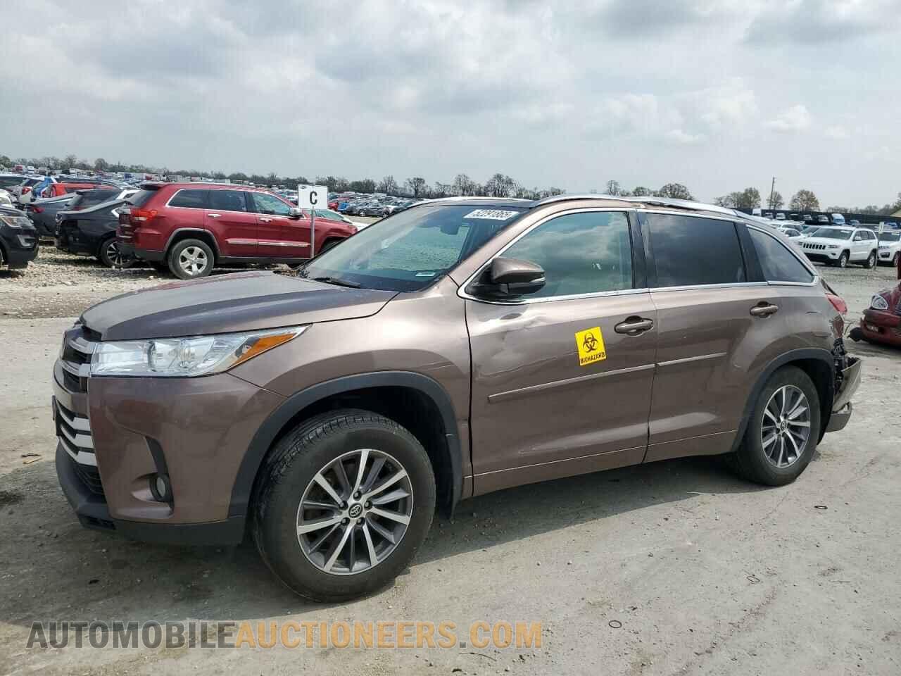 5TDKZRFH5JS276270 TOYOTA HIGHLANDER 2018