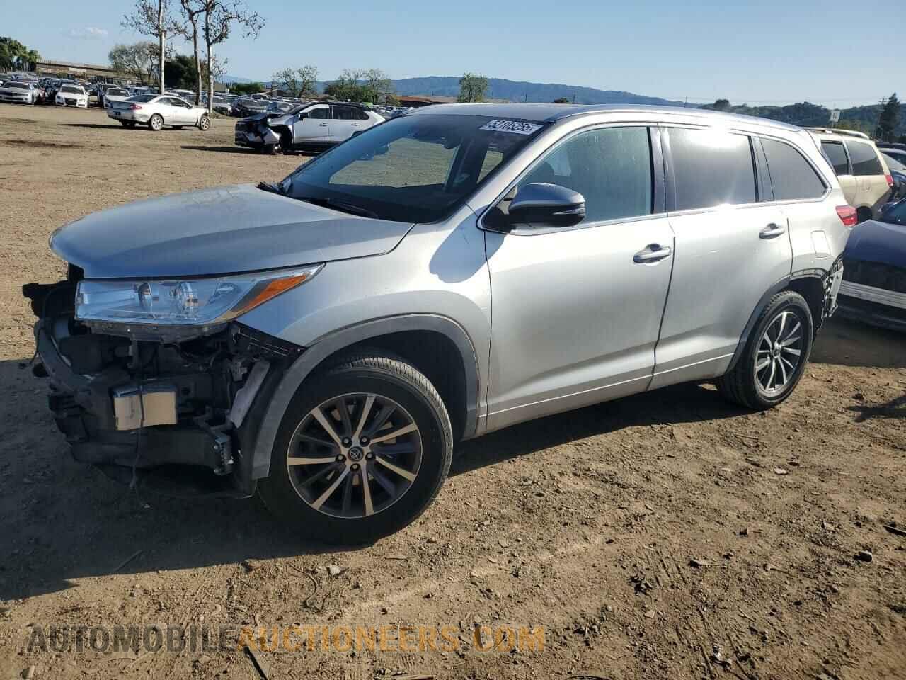 5TDKZRFH5JS534366 TOYOTA HIGHLANDER 2018