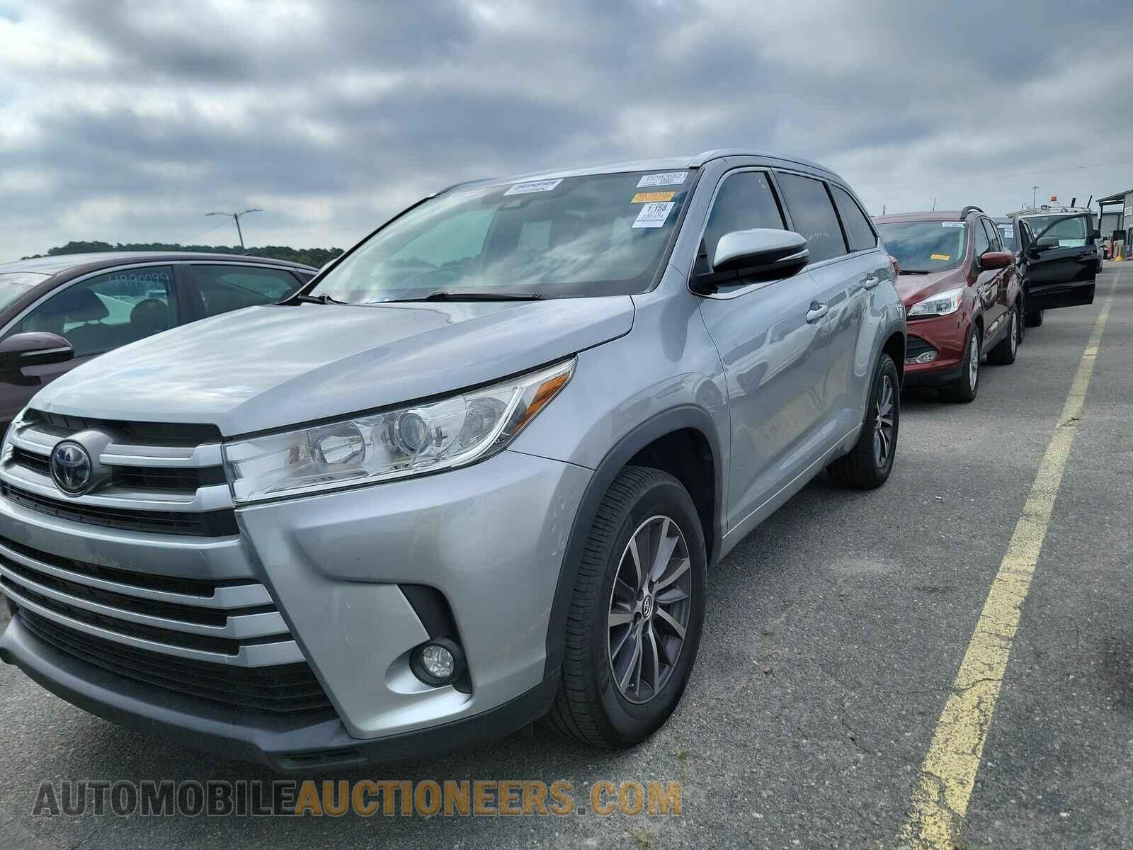 5TDKZRFH6JS544310 Toyota Highlander 2018