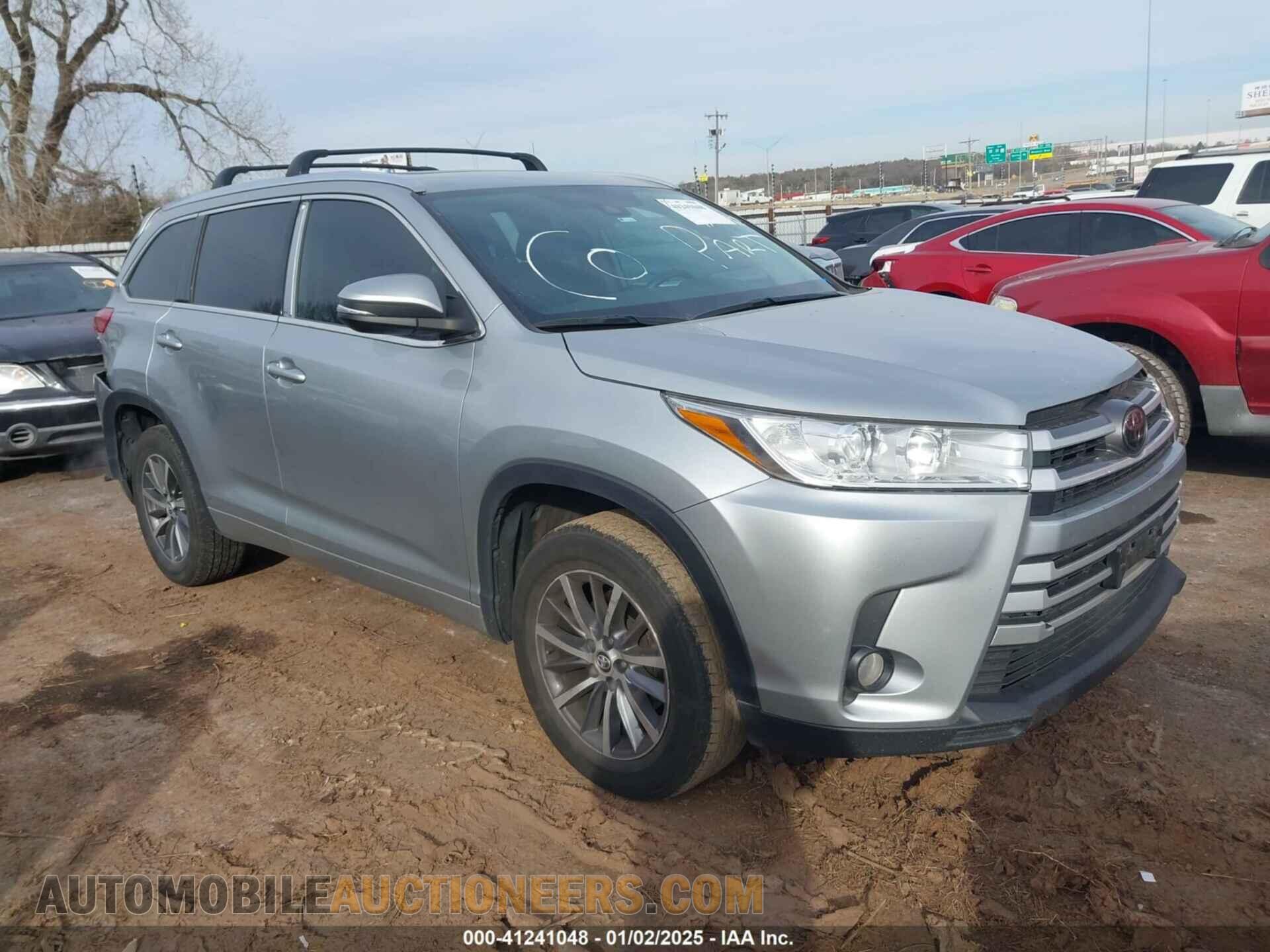 5TDKZRFH7JS280448 TOYOTA HIGHLANDER 2018