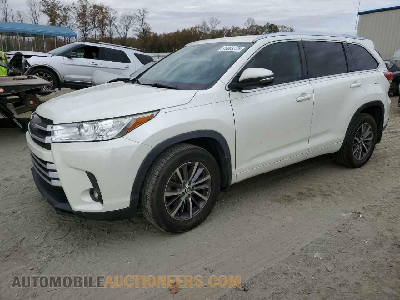 5TDKZRFH8HS525977 TOYOTA HIGHLANDER 2017