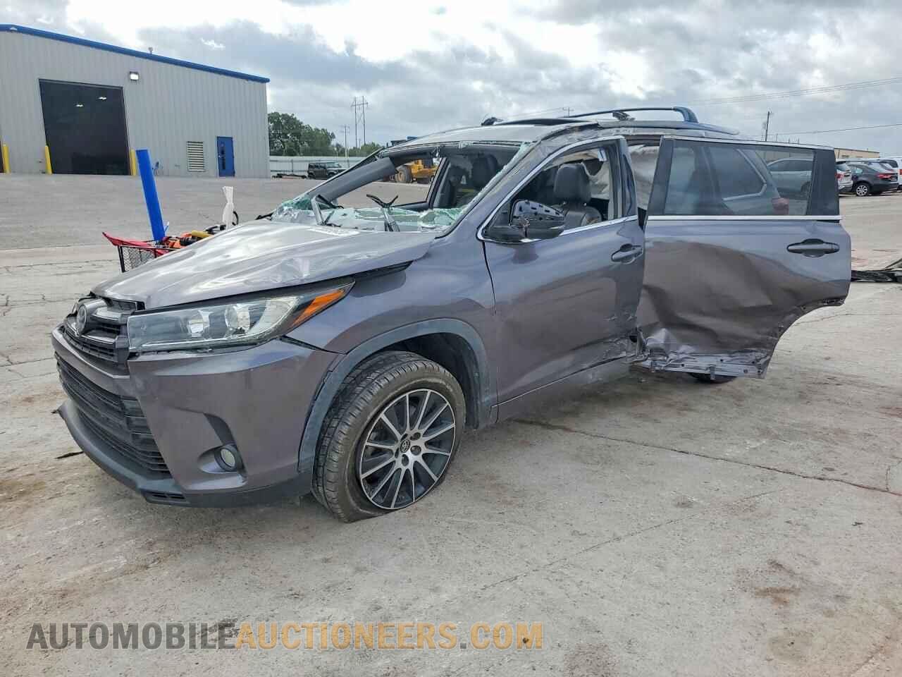 5TDKZRFH8JS545507 TOYOTA HIGHLANDER 2018