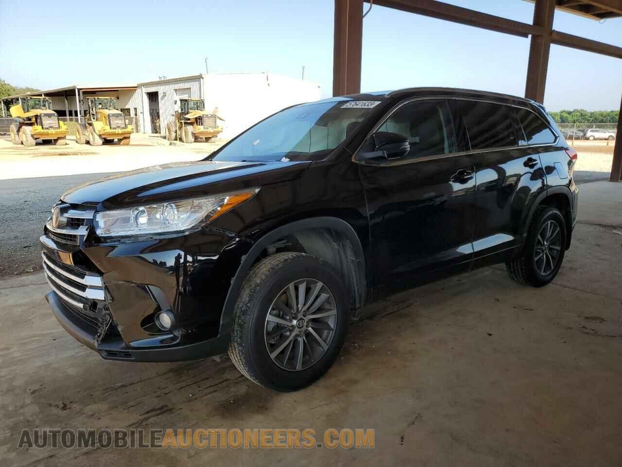 5TDKZRFHXJS544052 TOYOTA HIGHLANDER 2018