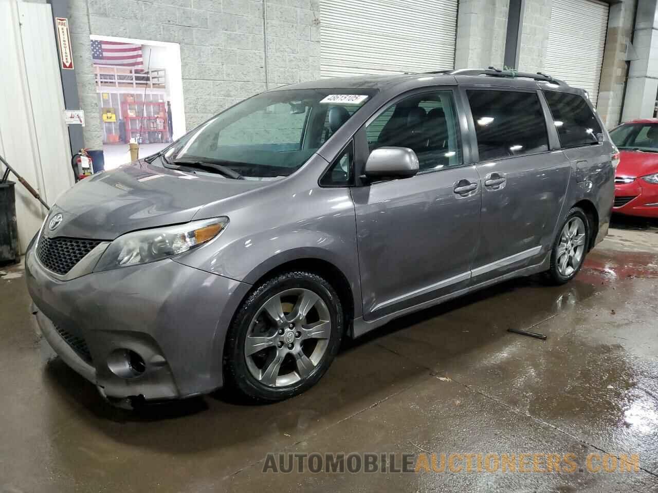 5TDXK3DC3BS073488 TOYOTA SIENNA 2011