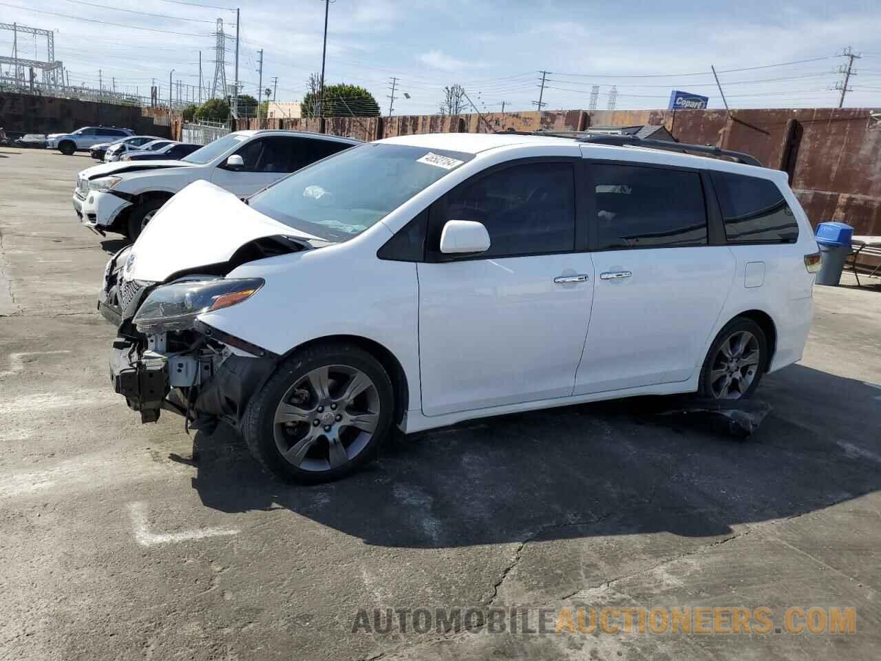 5TDXK3DC4FS690047 TOYOTA SIENNA 2015
