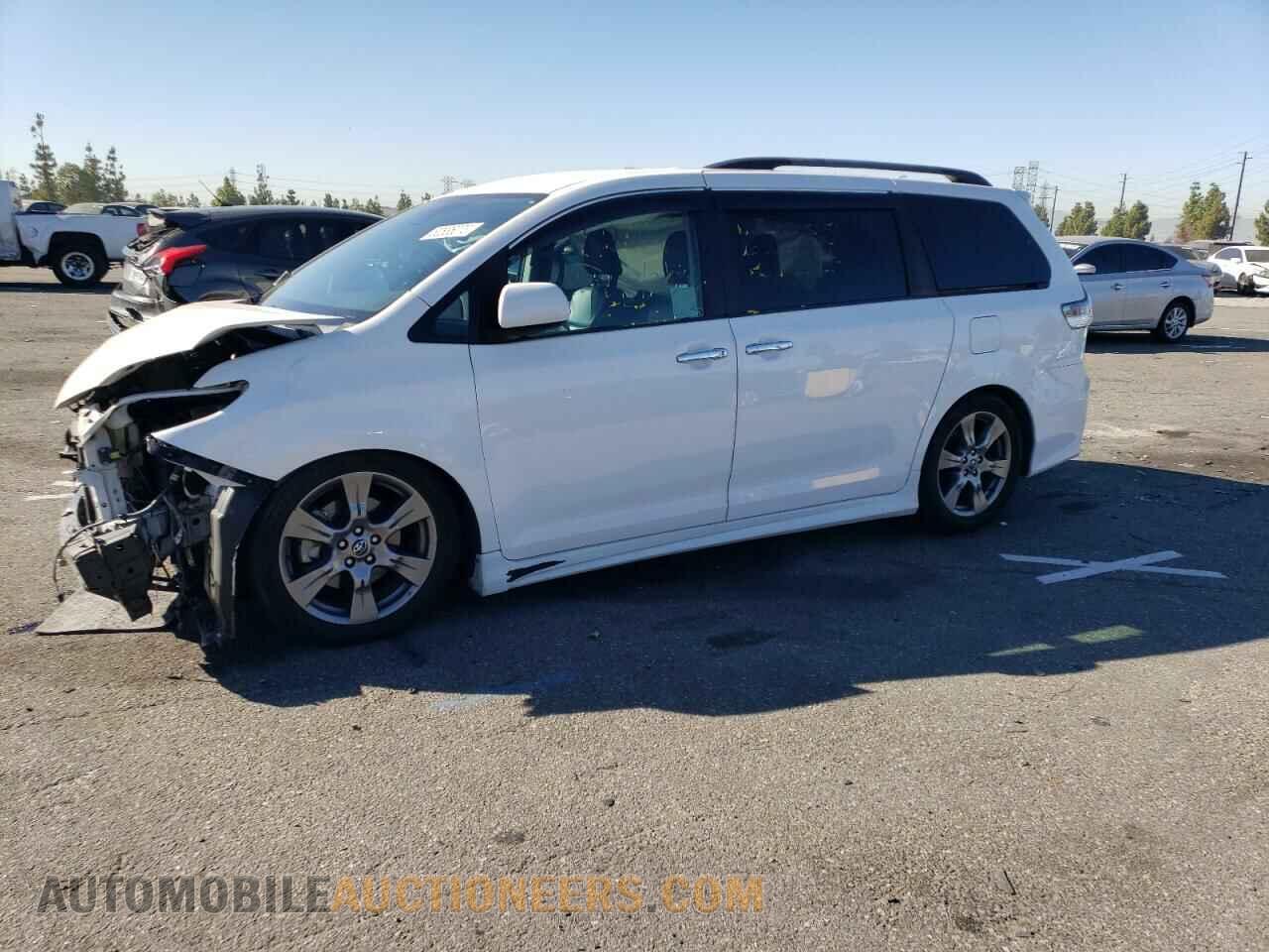 5TDXZ3DC2JS921239 TOYOTA SIENNA 2018