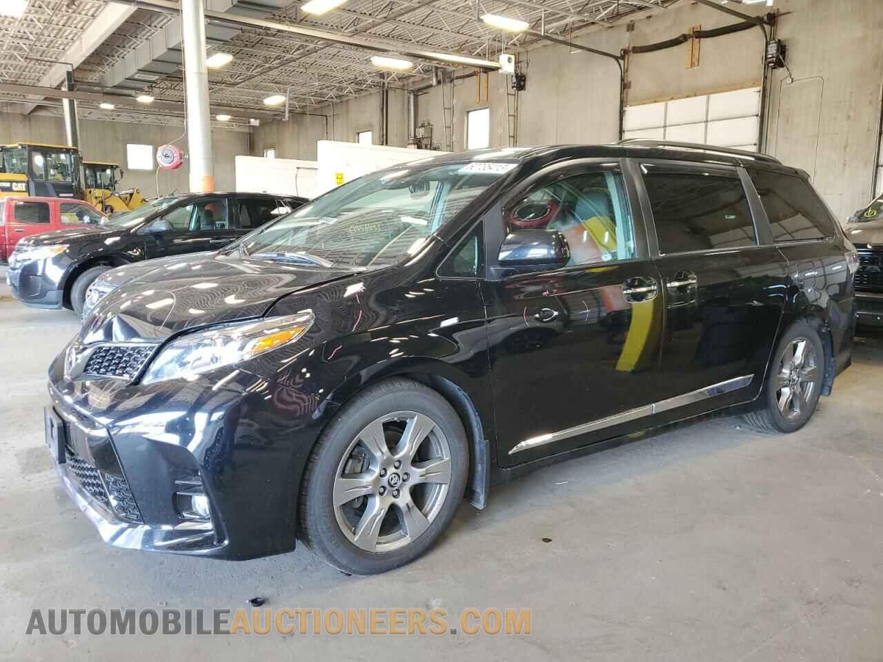 5TDXZ3DC6JS962859 TOYOTA SIENNA 2018