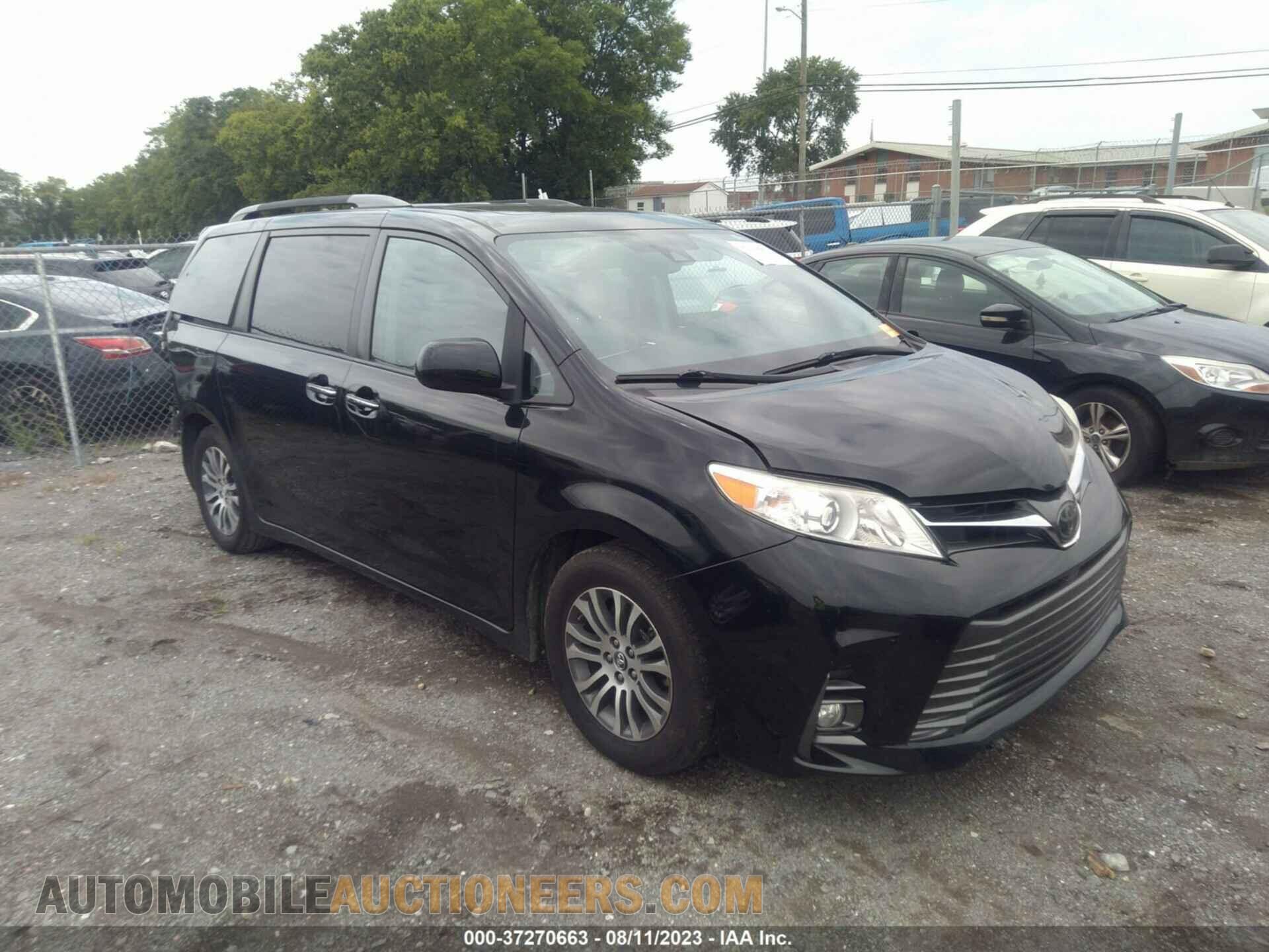 5TDYZ3DC2JS910049 TOYOTA SIENNA 2018