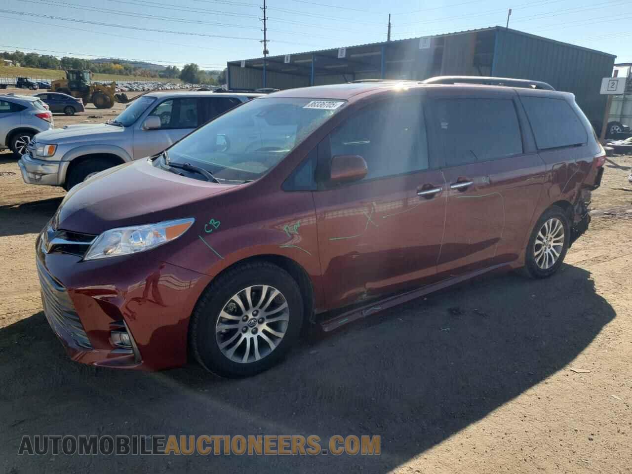 5TDYZ3DC2JS916482 TOYOTA All Models 2018