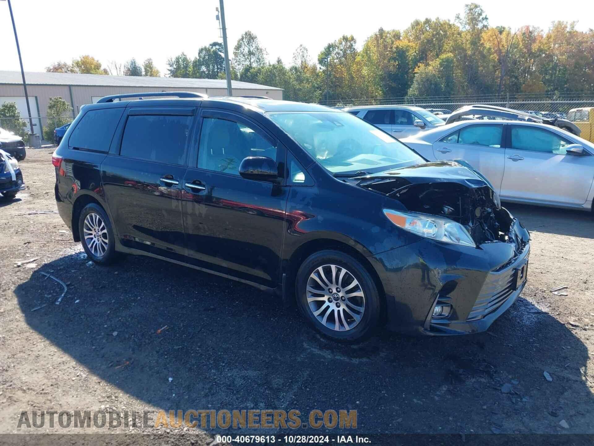 5TDYZ3DC2JS929586 TOYOTA SIENNA 2018