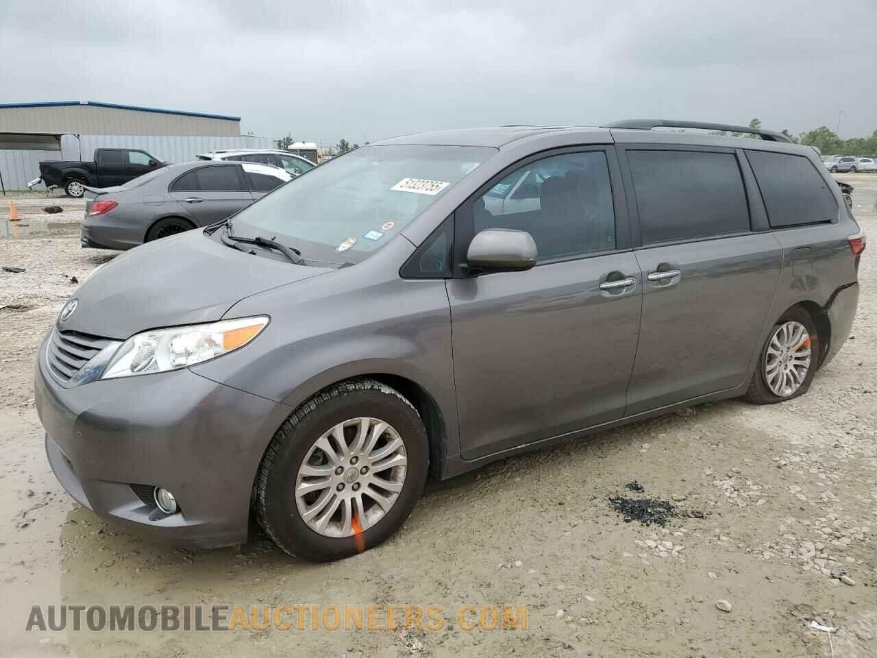 5TDYZ3DC3HS856433 TOYOTA All Models 2017