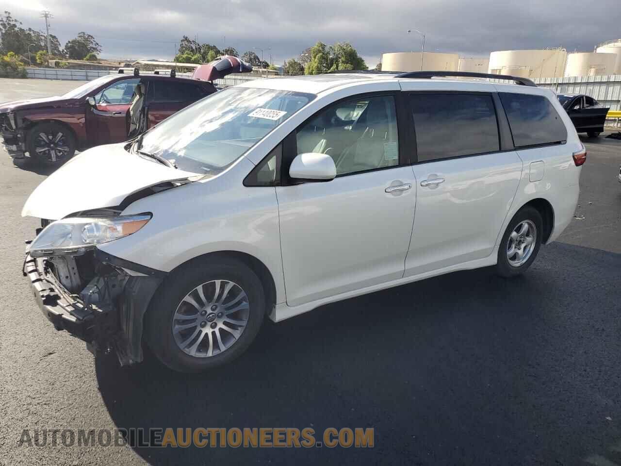 5TDYZ3DC4JS955395 TOYOTA All Models 2018