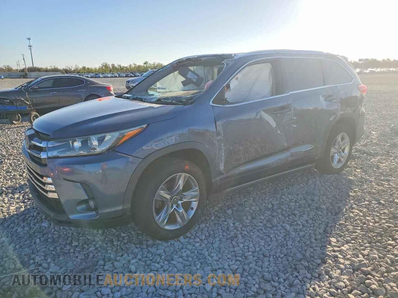 5TDYZRFH6JS246771 TOYOTA HIGHLANDER 2018