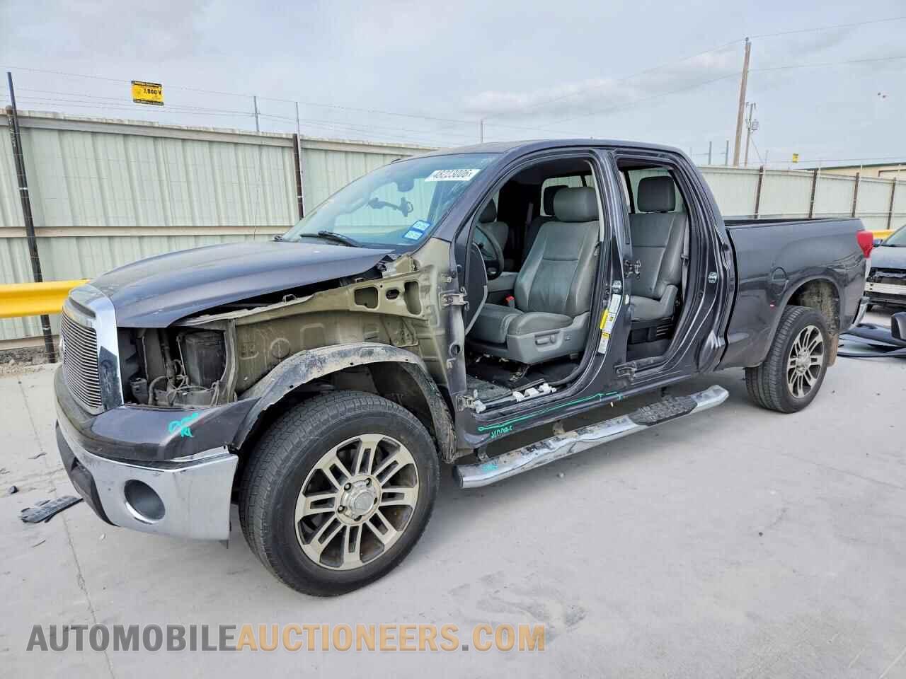 5TFRM5F16DX061682 TOYOTA TUNDRA 2013