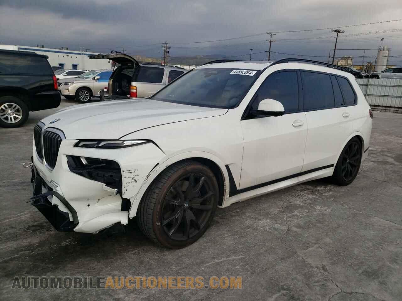 5UX23EM00P9N58748 BMW X7 2023