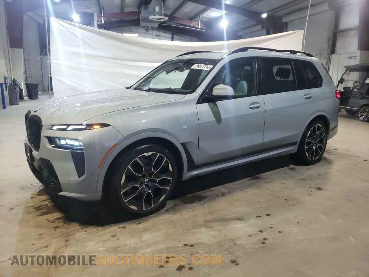 5UX23EM00P9P28204 BMW X7 2023