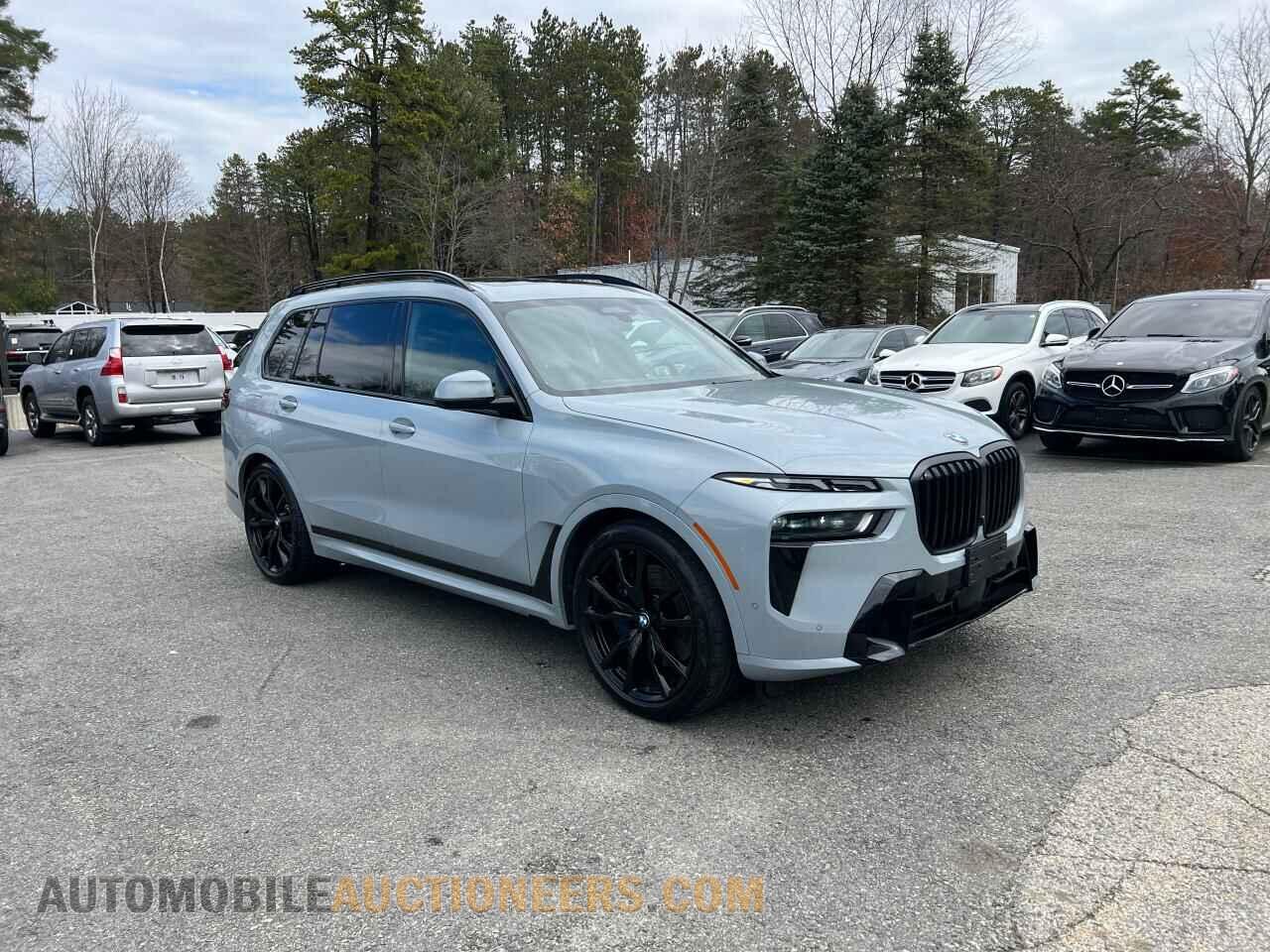 5UX23EM00P9P42720 BMW X7 2023
