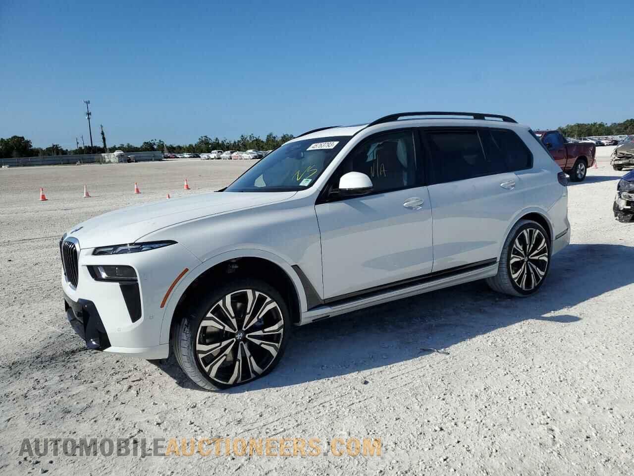 5UX23EM00P9P65978 BMW X7 2023