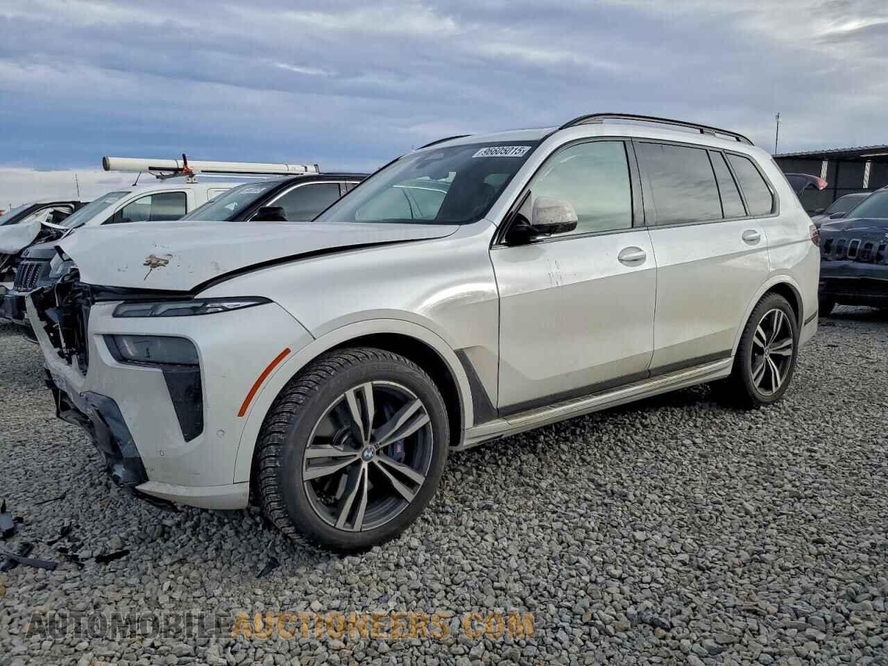 5UX23EM01P9P32889 BMW X7 2023