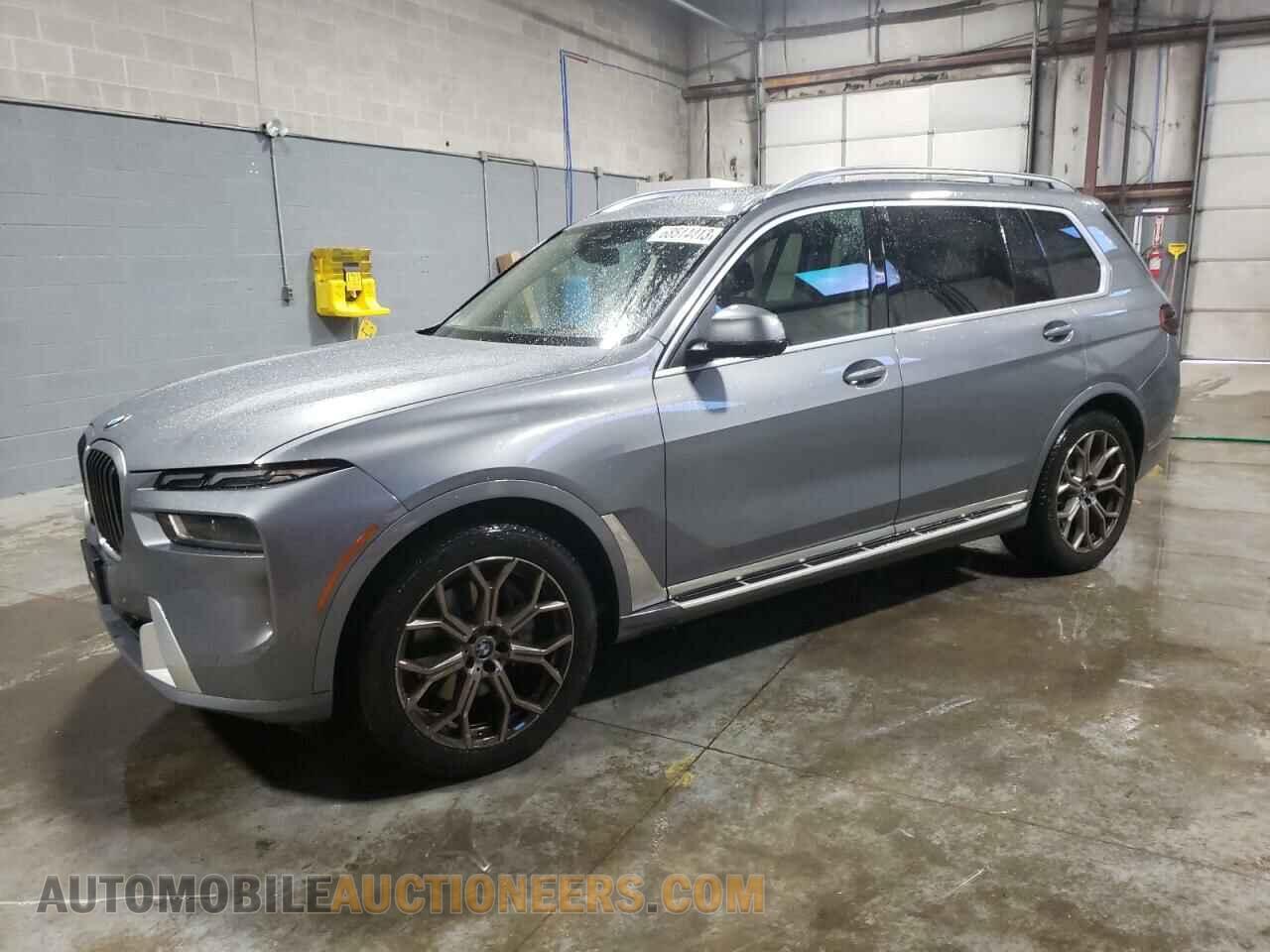 5UX23EM02P9N48321 BMW X7 2023
