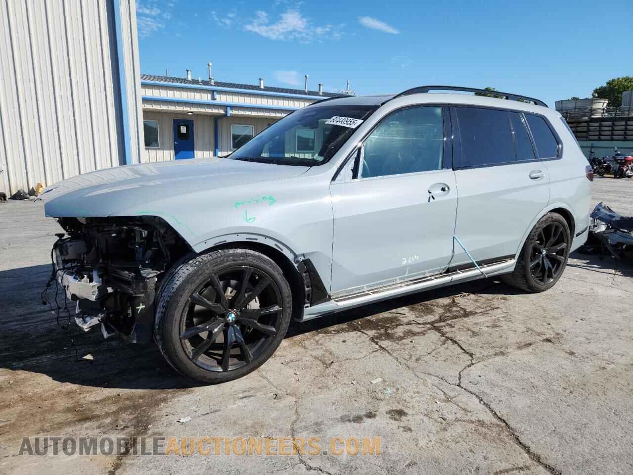 5UX23EM02P9P34795 BMW X7 2023