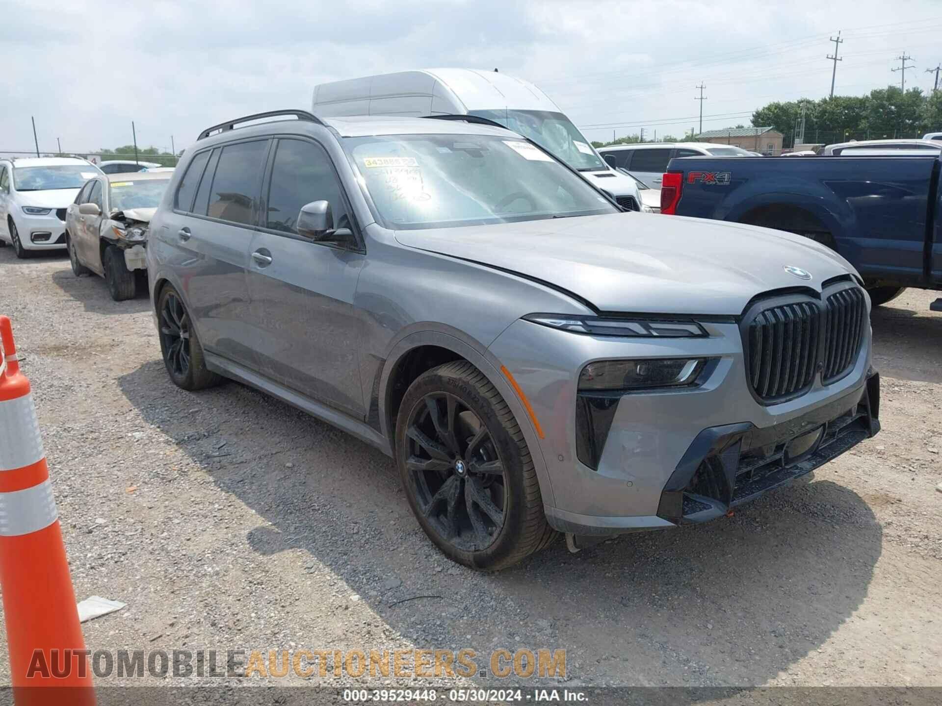 5UX23EM02R9U84994 BMW X7 2024