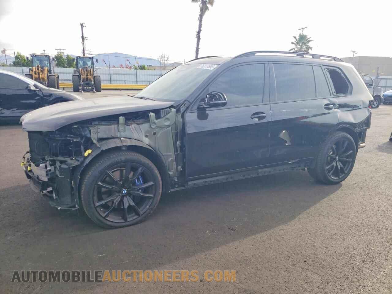 5UX23EM02R9W04714 BMW X7 2024