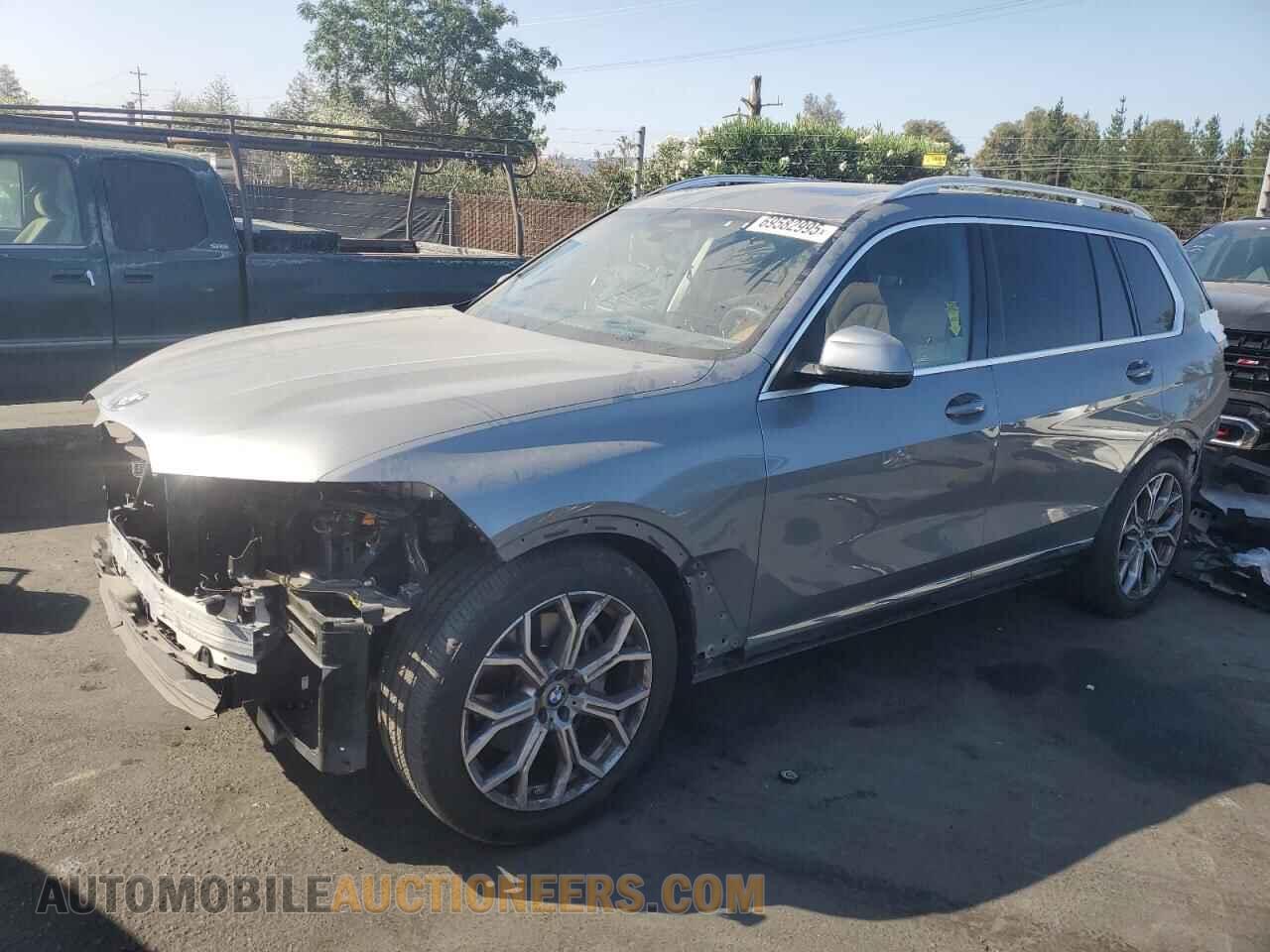 5UX23EM06P9P33035 BMW X7 2023