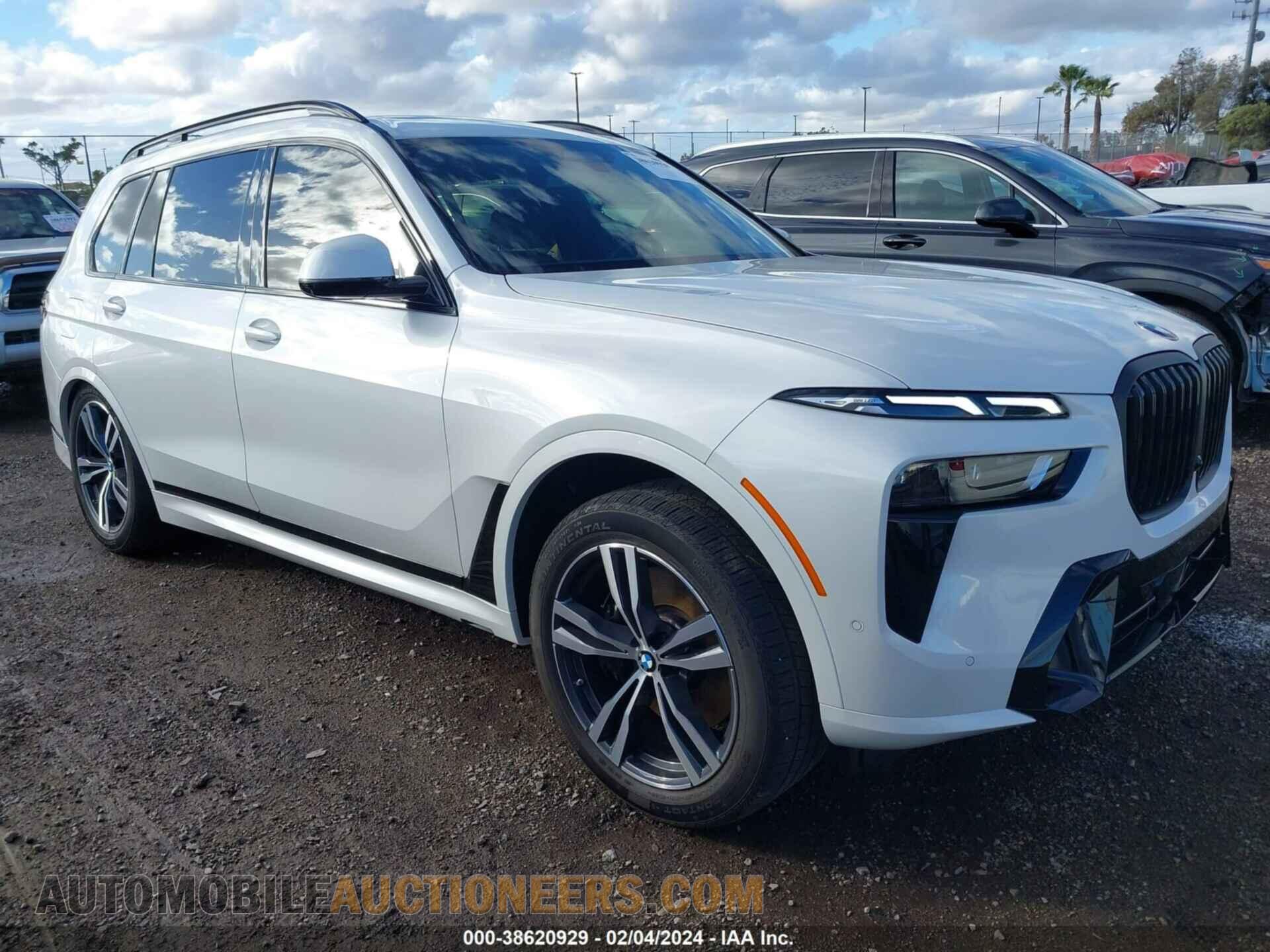 5UX23EM06P9R93645 BMW X7 2023