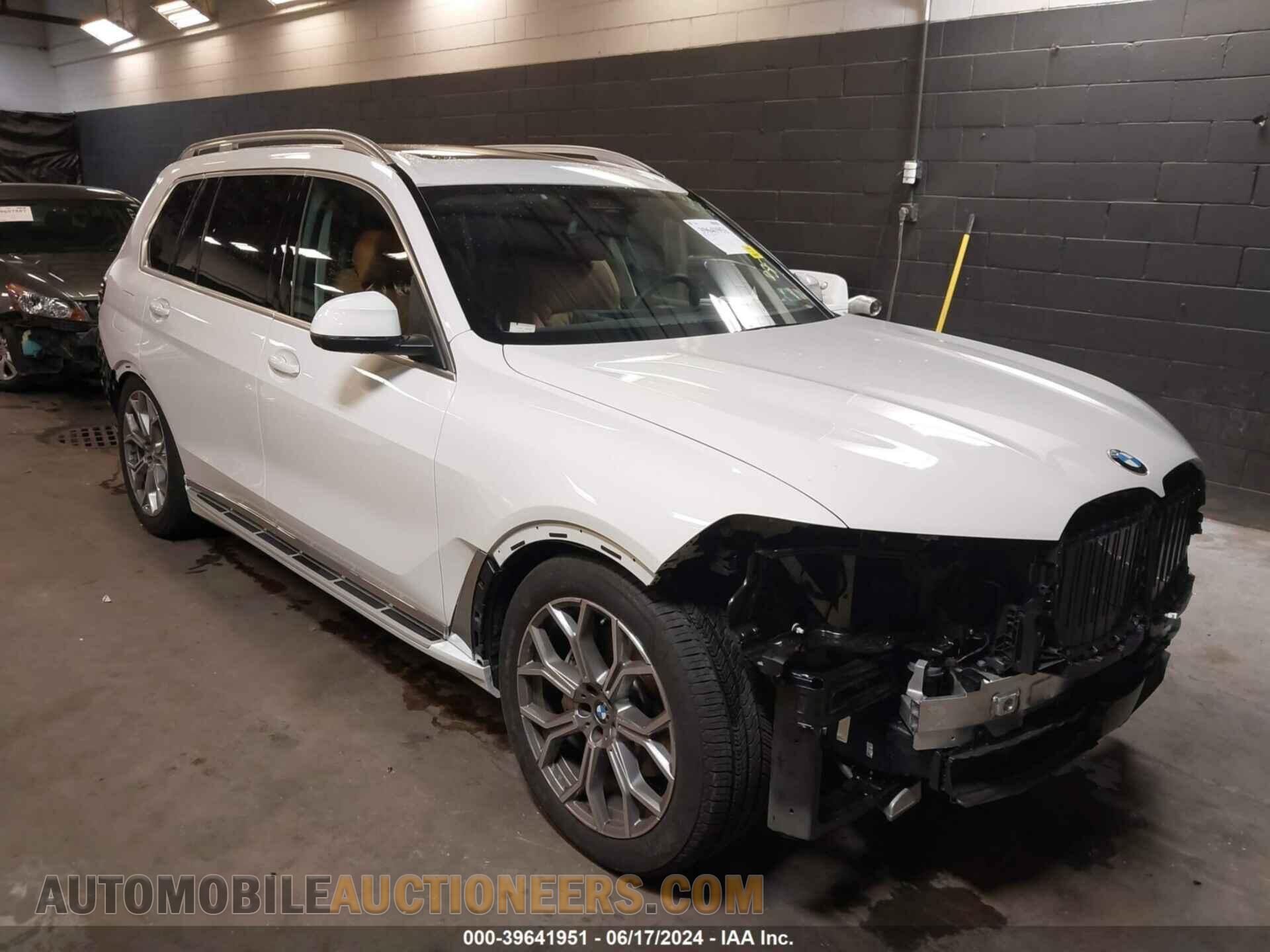 5UX23EM07R9T27607 BMW X7 2024