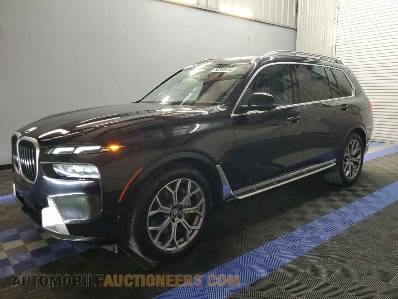 5UX23EM07R9T70733 BMW X7 2024