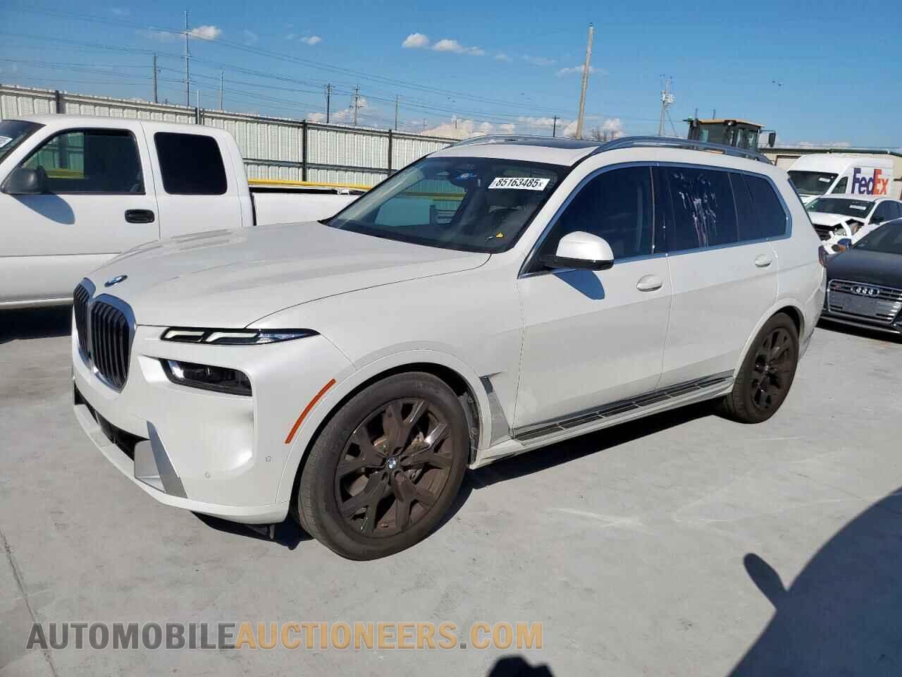 5UX23EM0XP9R88996 BMW X7 2023