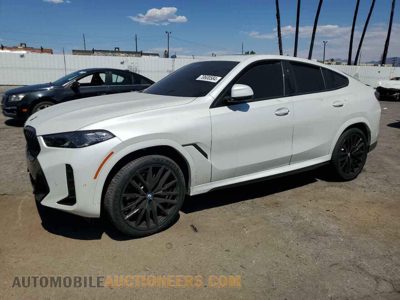 5UX33EX08R9W08654 BMW X6 2024