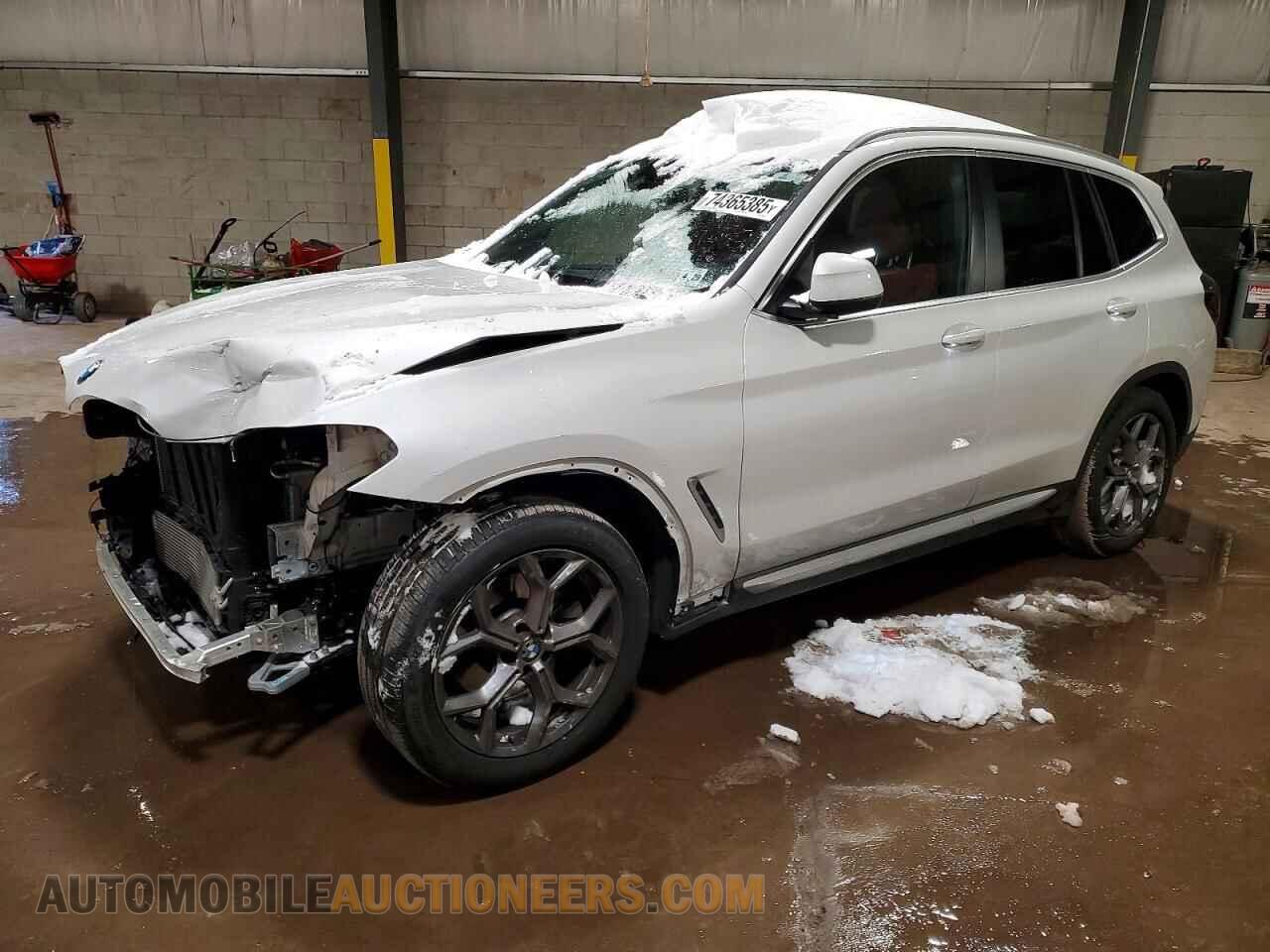 5UX53DP03R9W40611 BMW X3 2024