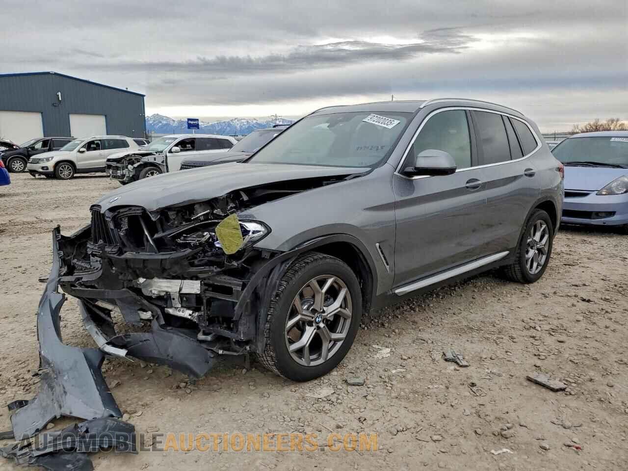 5UX53DP0XP9P82001 BMW X3 2023