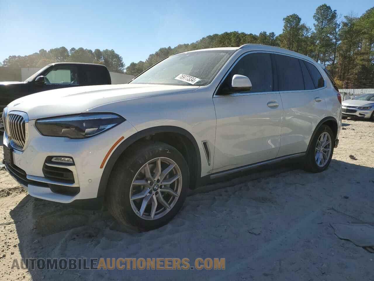 5UXCR6C55KLL37907 BMW X5 2019