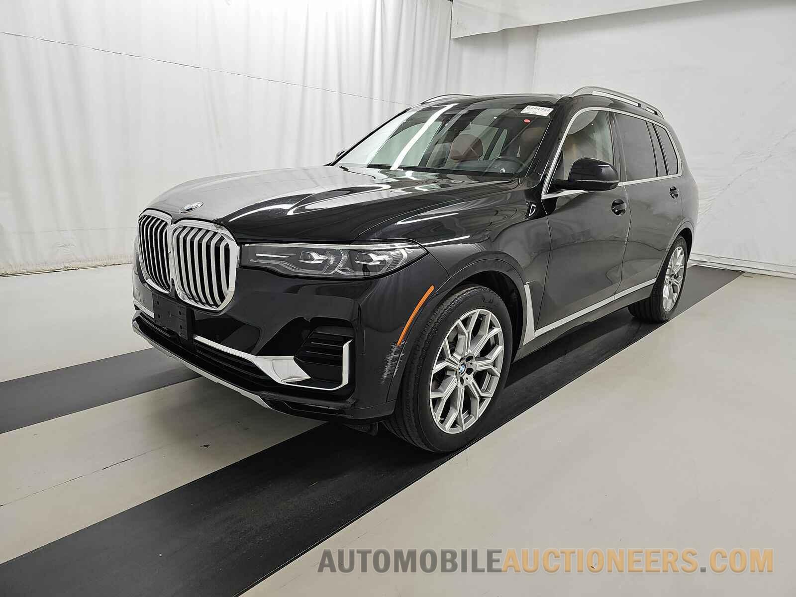 5UXCW2C0XM9E40409 BMW X7 2021