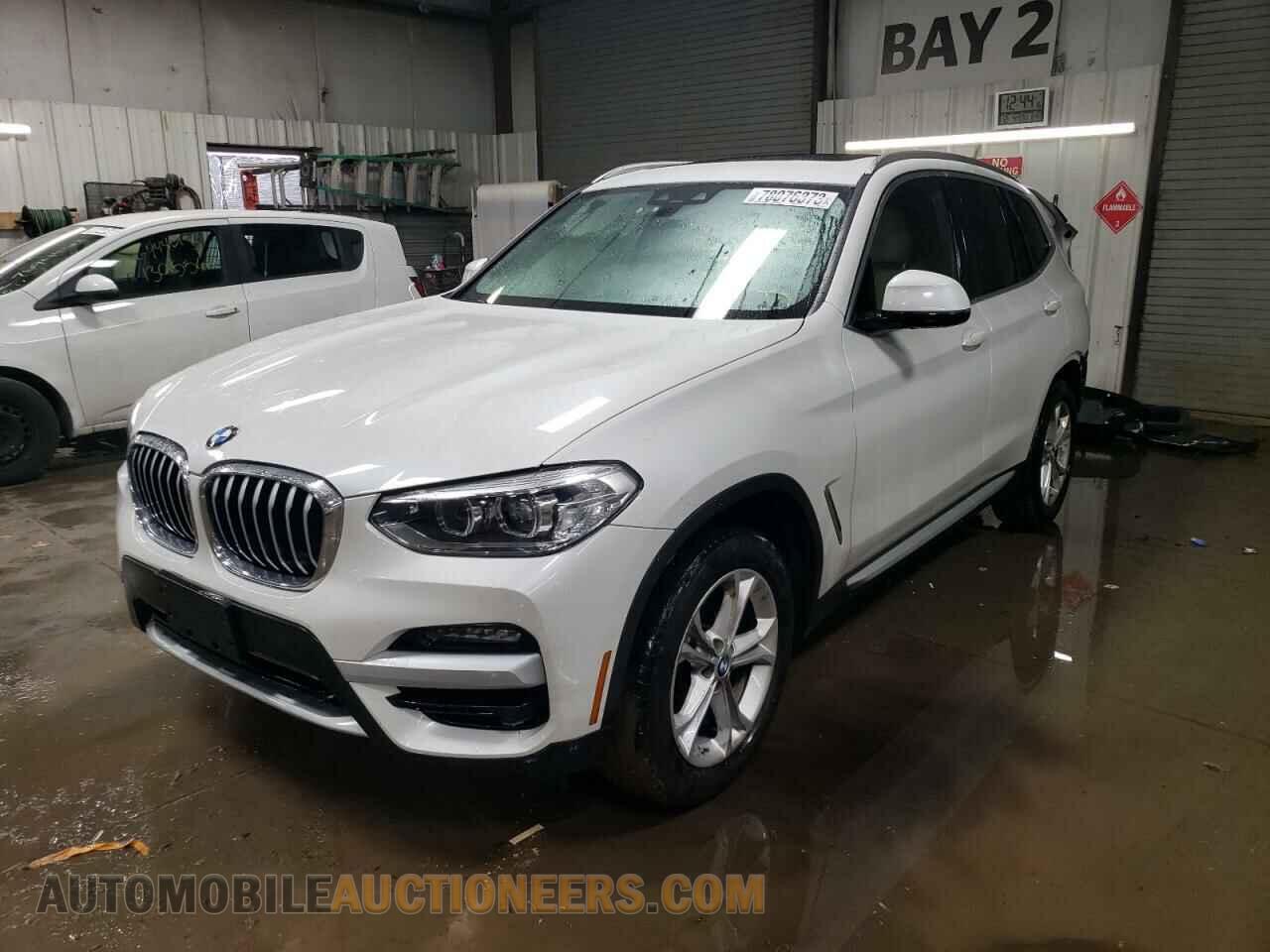 5UXTY5C06M9E22016 BMW X3 2021