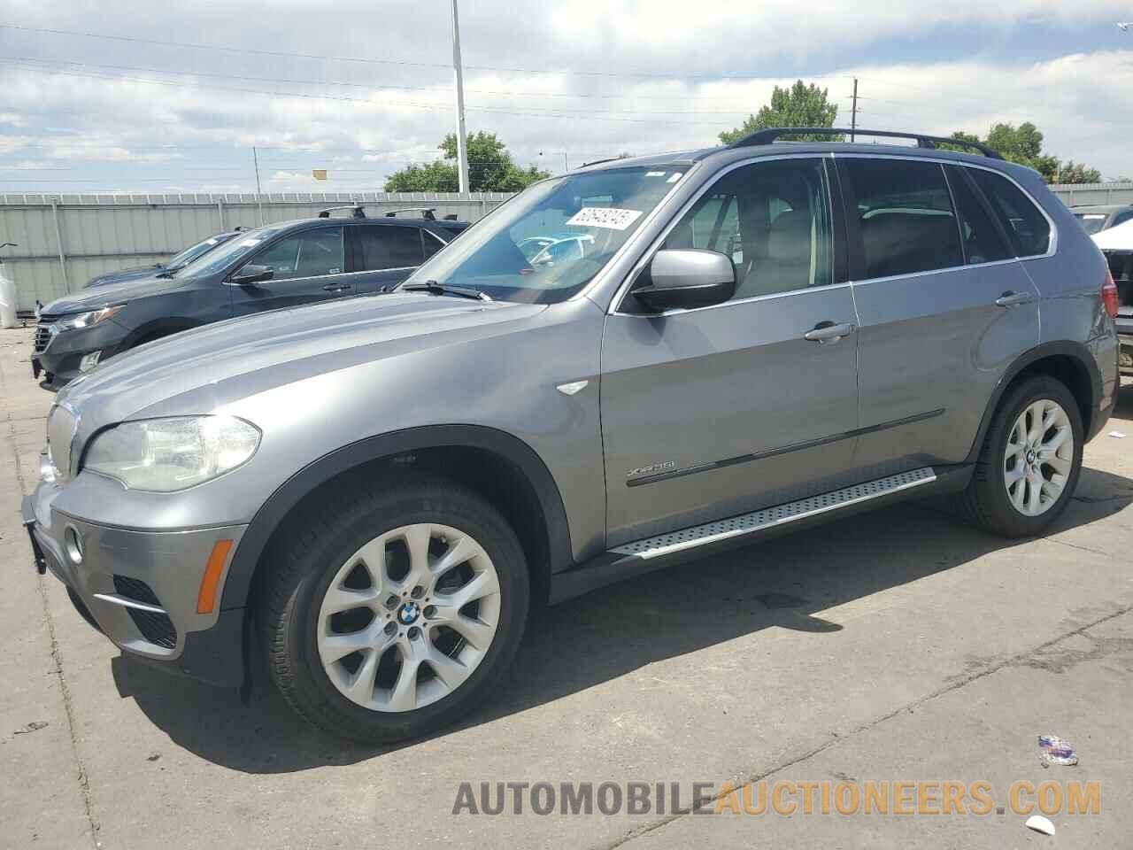 5UXZV4C55D0B13876 BMW X5 2013