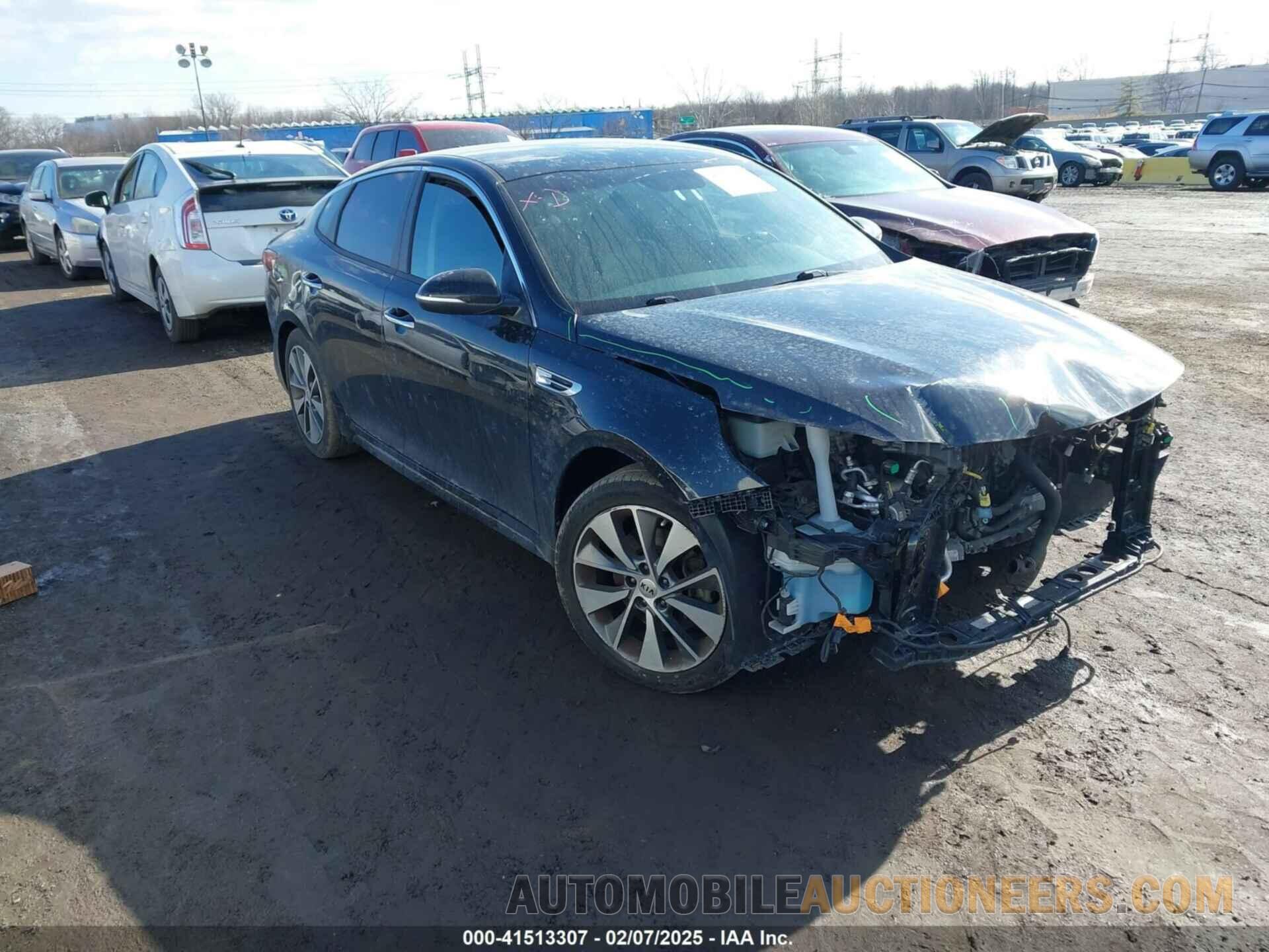 5XXGT4L30JG253032 KIA OPTIMA 2018