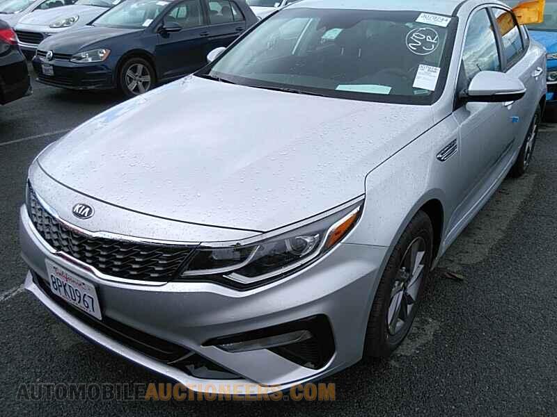5XXGT4L31LG431663 Kia Optima 2020