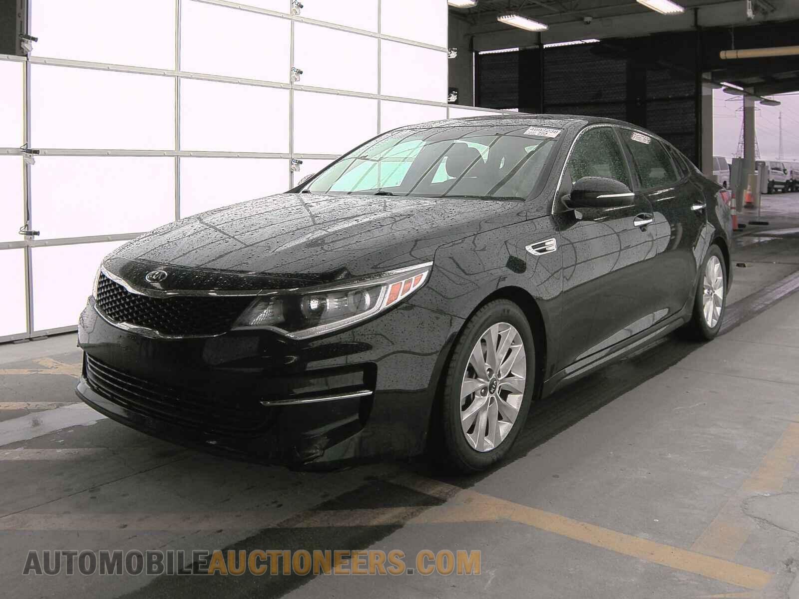 5XXGT4L39GG020114 Kia Optima 2016
