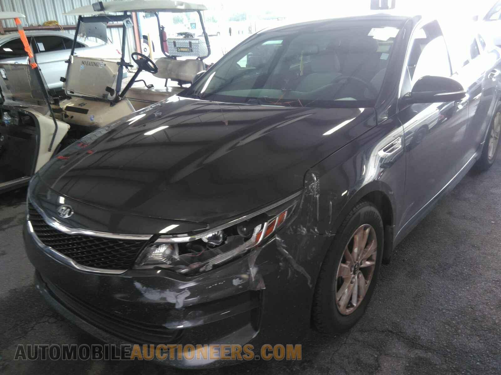 5XXGT4L39GG032828 Kia Optima 2016